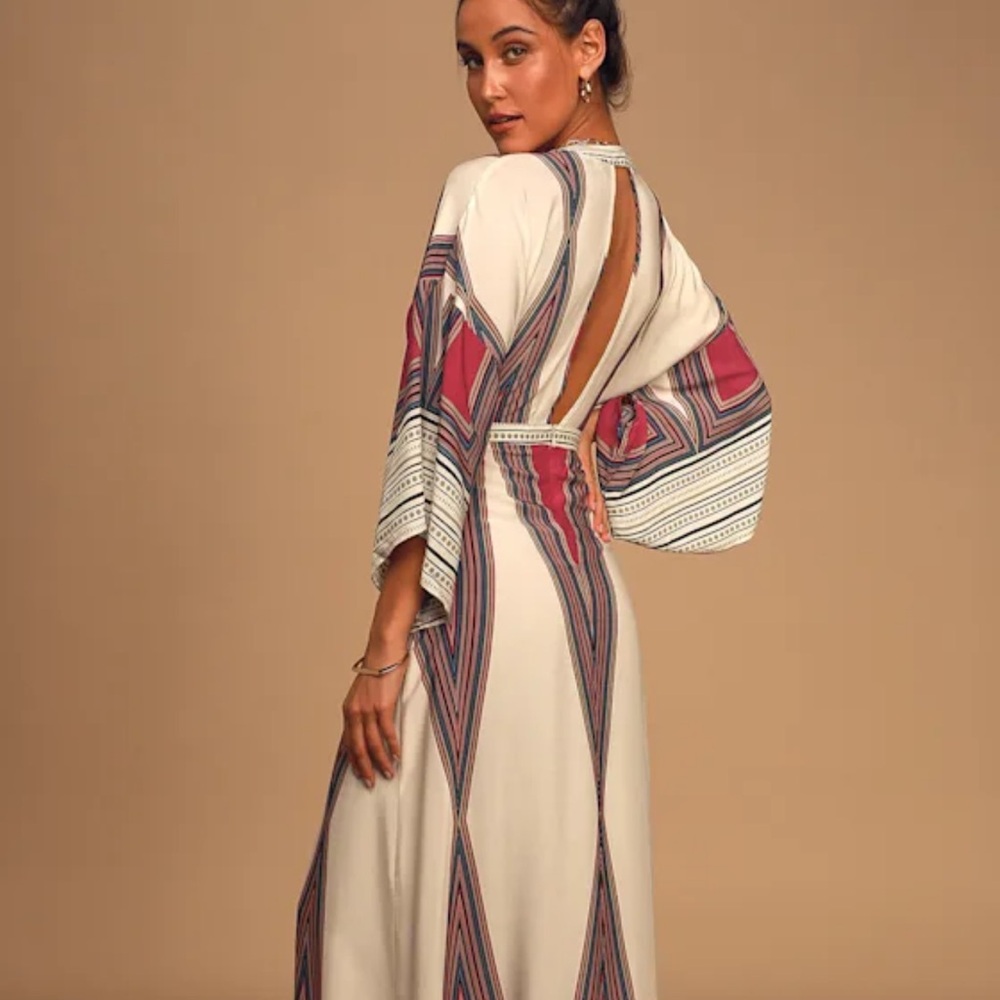 Lulu's Maxi Dress - Picture 2 of 12